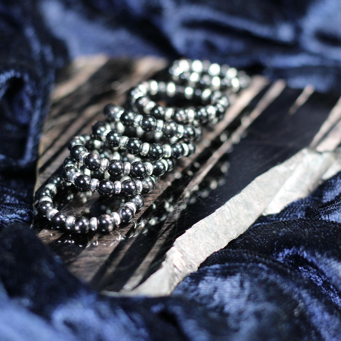 Hypersthene RING With Silver. Presented With A Tin, A Tag & A Herkimer Diamond